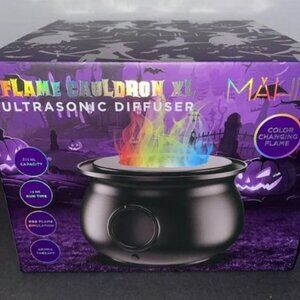 New in Box XL Mahli Flaming Cauldron Aroma Diffuser Color Changing Flame